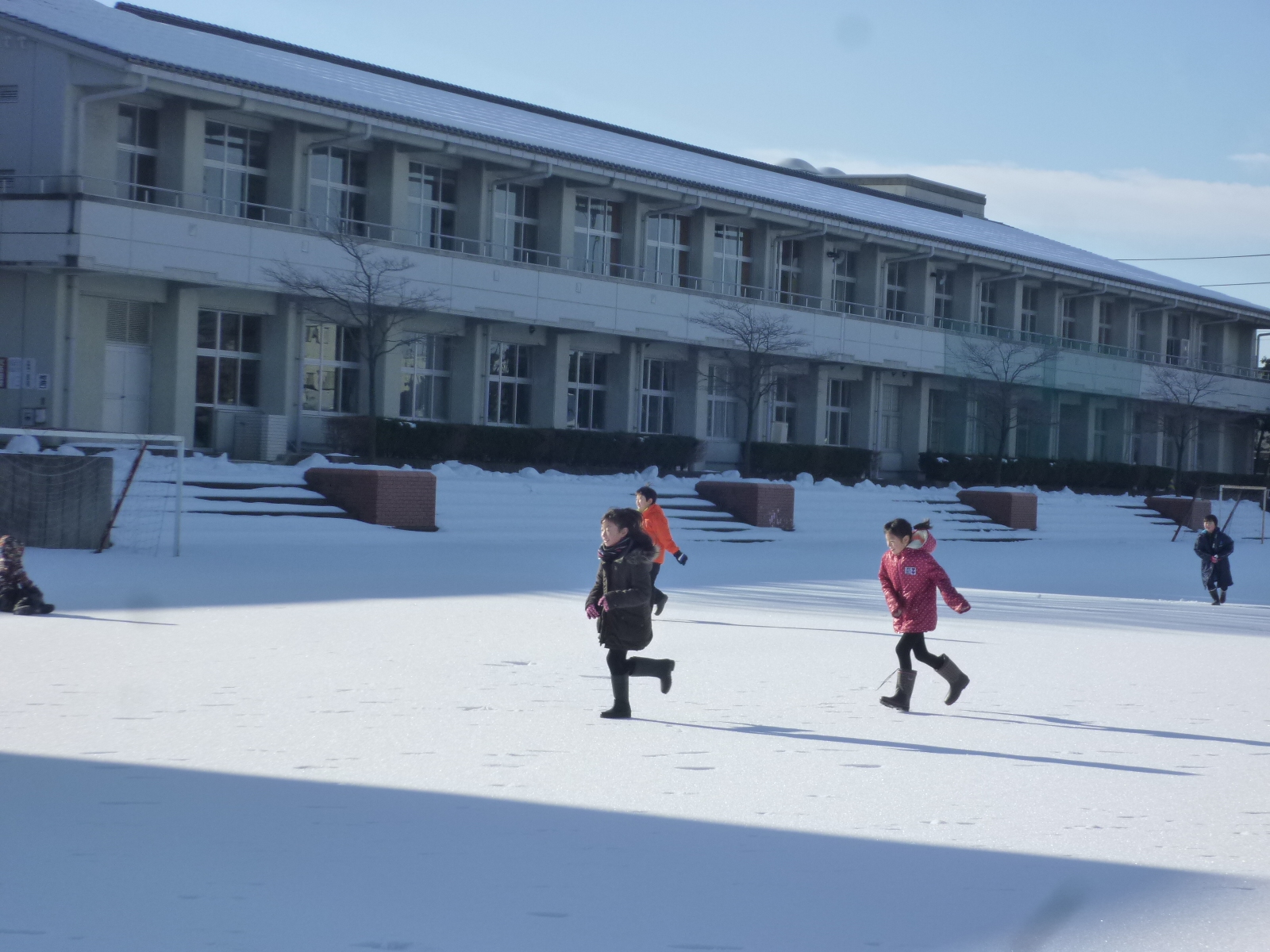 第3学年 雪遊びをしました 富山県入善町立入善小学校